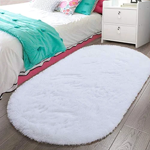 LOCHAS Fluffy Shag Area Rug 2.6 × 5.3 ft, White