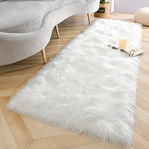 LOCHAS Faux Fur Bedside Rug 2 × 5 ft, White