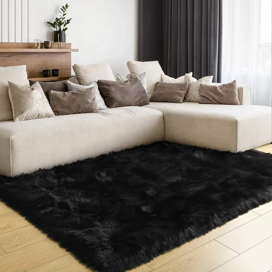 LOCHAS Faux Fur Bedside Rug 3 × 5 ft, Black