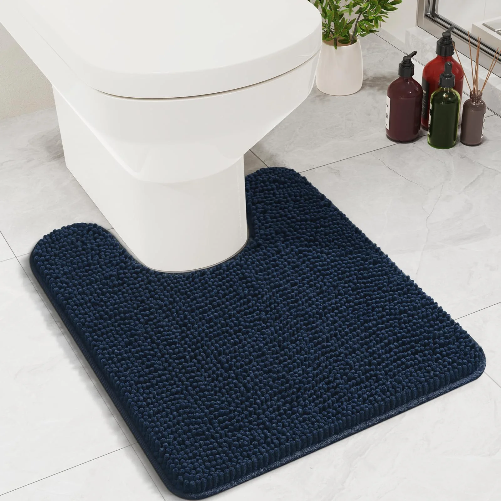LOCHAS toilet contour rugs in a room